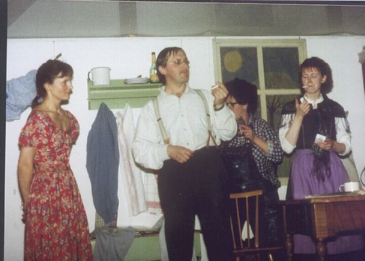 theater296.jpg (55167 Byte)